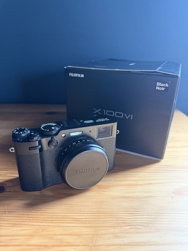 Fujifilm x100vi camera - x100vi, black