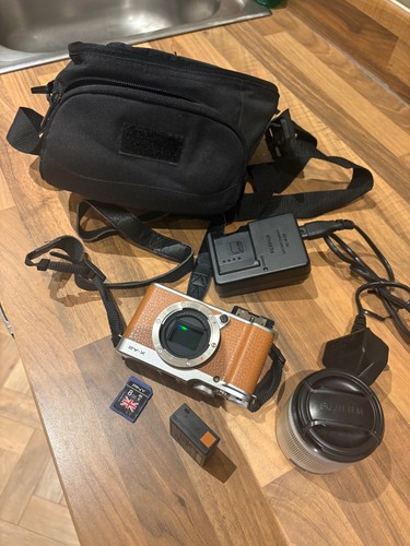 Fujifilm camera brown - fujifilm,