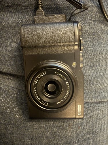 Fx10 fujifilm - fx10,