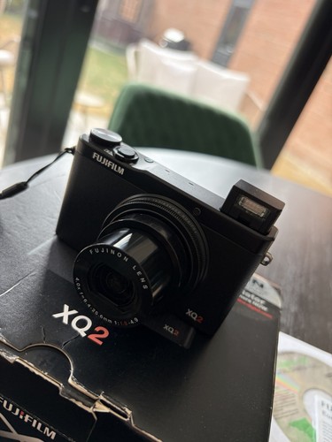 Fujifilm xq2 compact digital - compact,