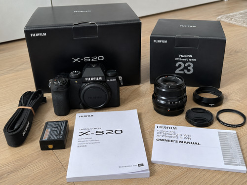 Fujifilm s20 mirrorless - x-s20,