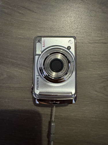 Fujifilm finepix f40fd compact - fujifilm,
