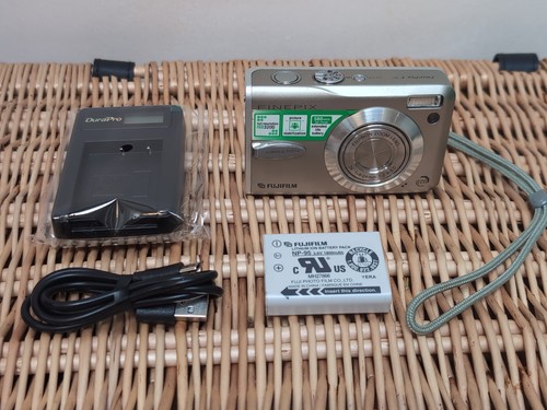 Fujifilm finepix f30 3mp - fujifilm, 6.3mp