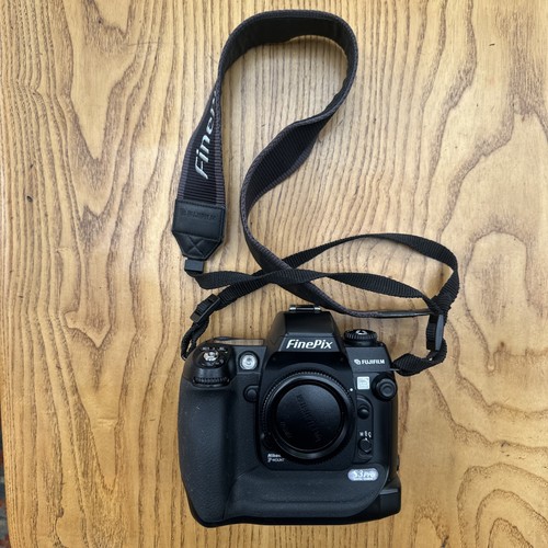 Fujifilm finepix pro - fujifilm,