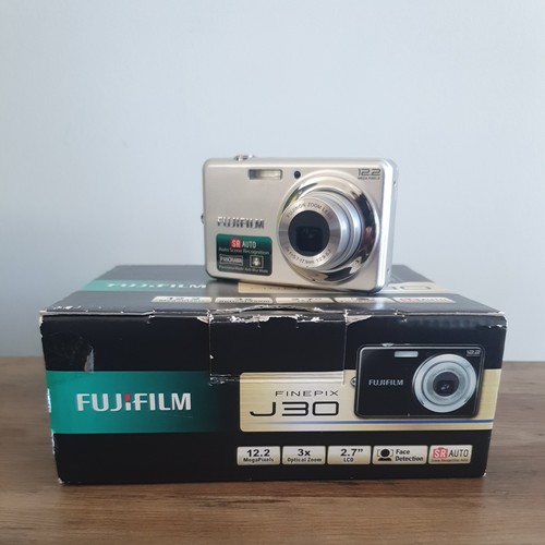 Fujifilm digital camera - digital,