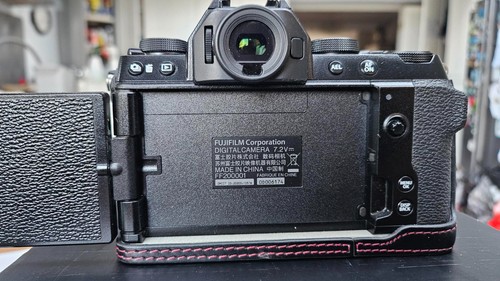 Fujifilm s10 digital camera - fujifilm,