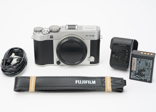 Fujifilm mirrorless - x-a3,