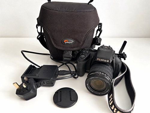 Fujifilm finepix hs30exr 16mp - finepix,