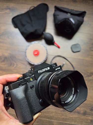 Fujifilm mirrorless - x-t4,