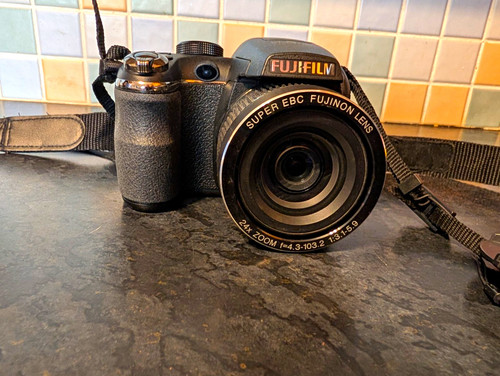 Fujifilm finepix series 14mp - finepix, s