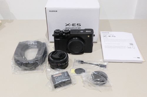 Fujifilm mirrorless - x-e5,