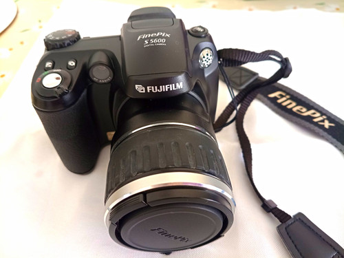 Fujifilm finepix s5600 1mp - fujifilm,