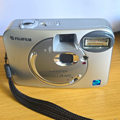 Fujifilm finepix a403 silver - finepix,