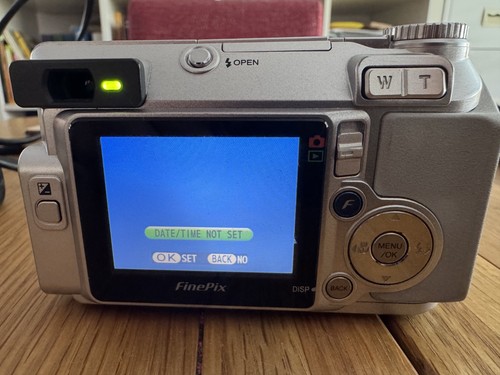 Fujifilm finepix e550 3mp - fujifilm,
