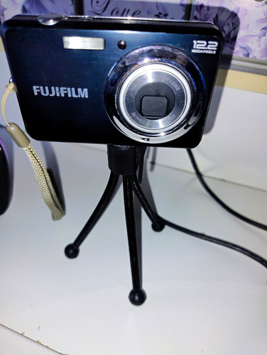 Fujifilm finepix j40 2mp - finepix,