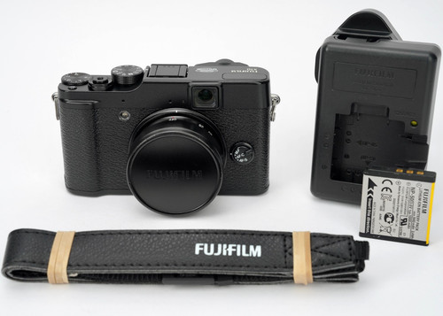 Fujifilm x10 compact digital - x10,