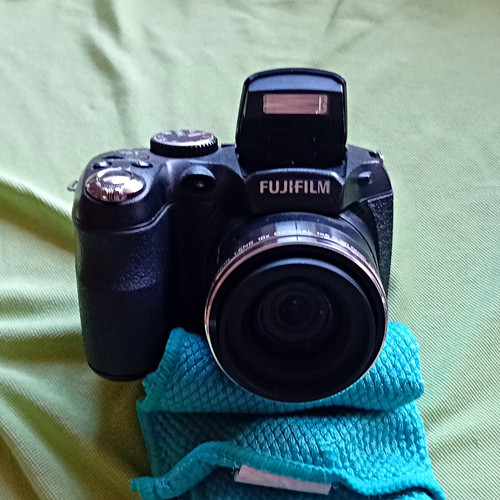 Fujifilm finepix s2960 - finepix, bridge