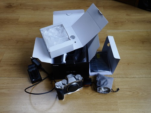 Fujifilm camera body - x-t5,