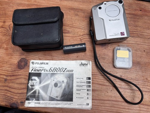 Fujifilm finepix 6800z zoom - 6800z,