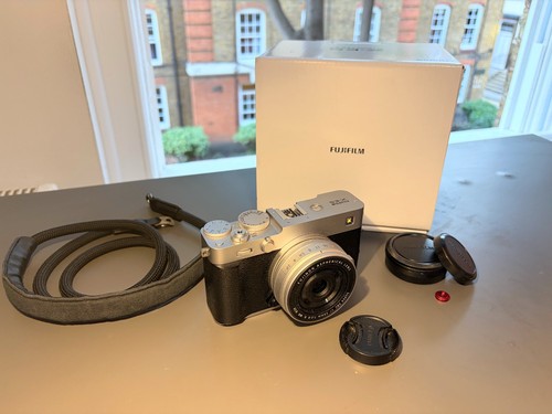 Fujifilm digital camera - x-e5,