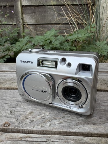 Fujifilm digital camera - fujifilm,