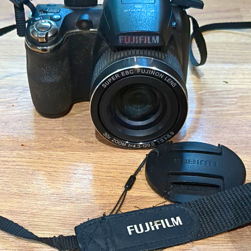 Fujifilm finepix s4000 bridge - finepix,