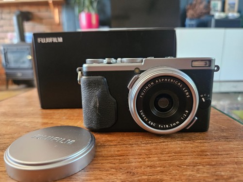 Fujifilm x70 mp - mp, digital