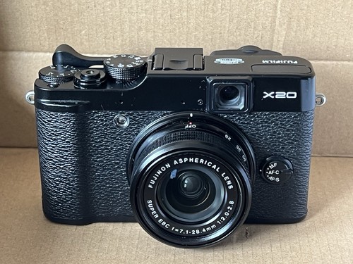 Fujifilm x20 digital camera - x20,
