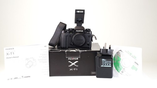 Fujifilm fuji mirrorless - x-t1,